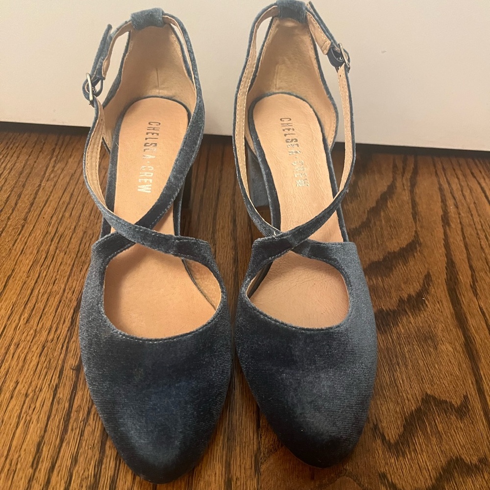 Brand New Chelsea Crew Oren Velvet Mary Jane Heels (60’s Inspired)